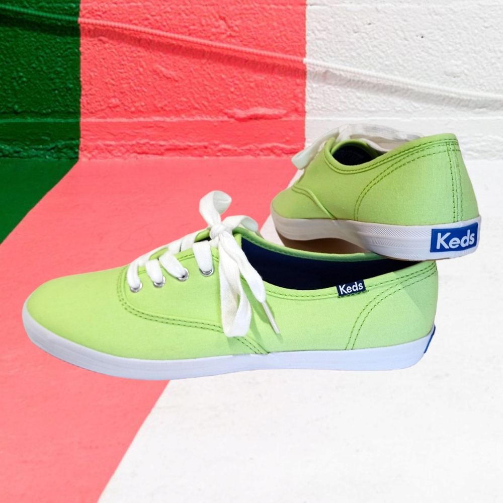 NEW🌹 Women's Champion Oxford Lime Green Sneakers